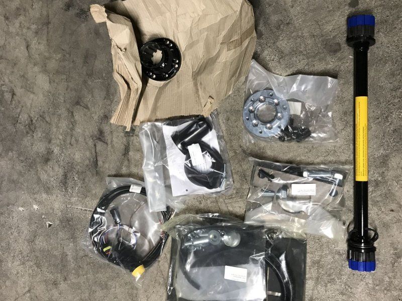 Stemplinger Frontzapfwelle zu Steyr Kompakt 4065