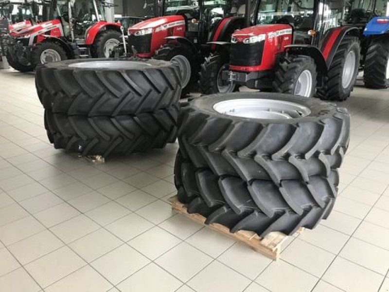 Mitas 460/85R38 + 380/85R28
