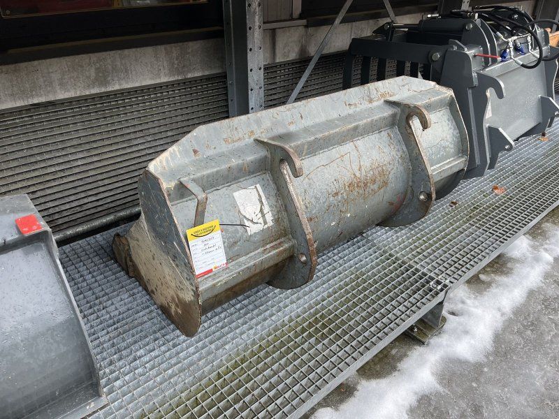 Weidemann Erdschaufel 1500mm mit Reißzähne HV