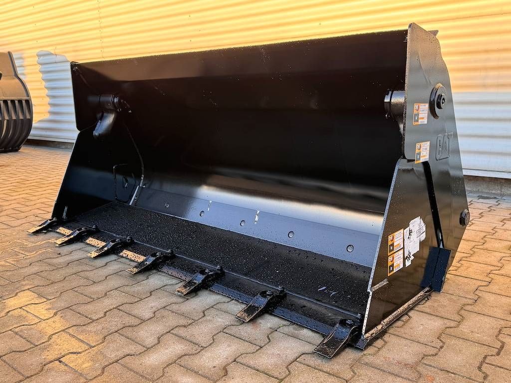 CAT 906 - 908 Multipurpose Bucket