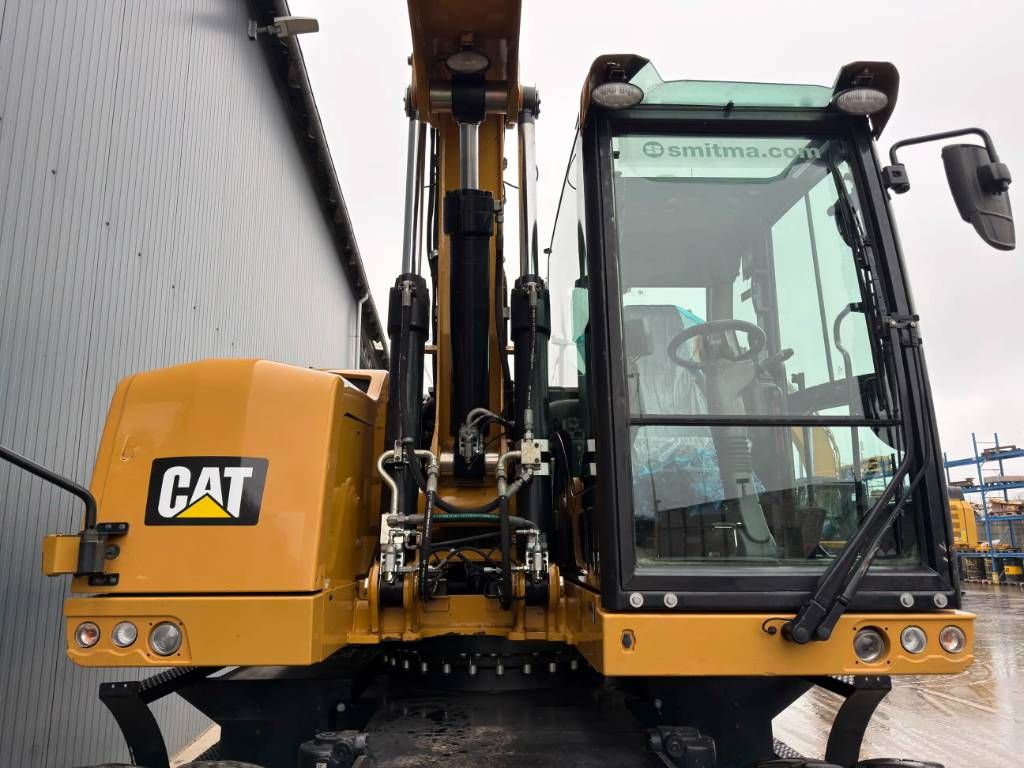 CAT M318F