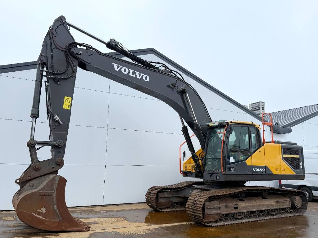 Volvo EC300EL - Hammer Lines / Quick Coupler / Camera