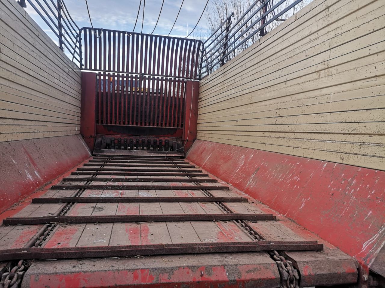 Strautmann Ladeblitz LBF 313 L opraapwagen met kenteken