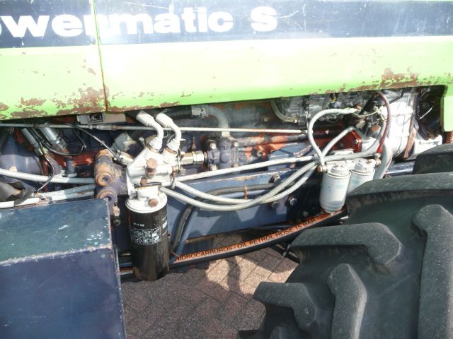 Deutz dx 230