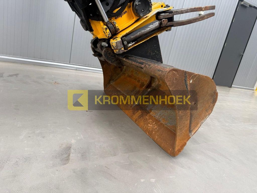 Takeuchi TB 290 Engcon Tilt Rotator KH9700