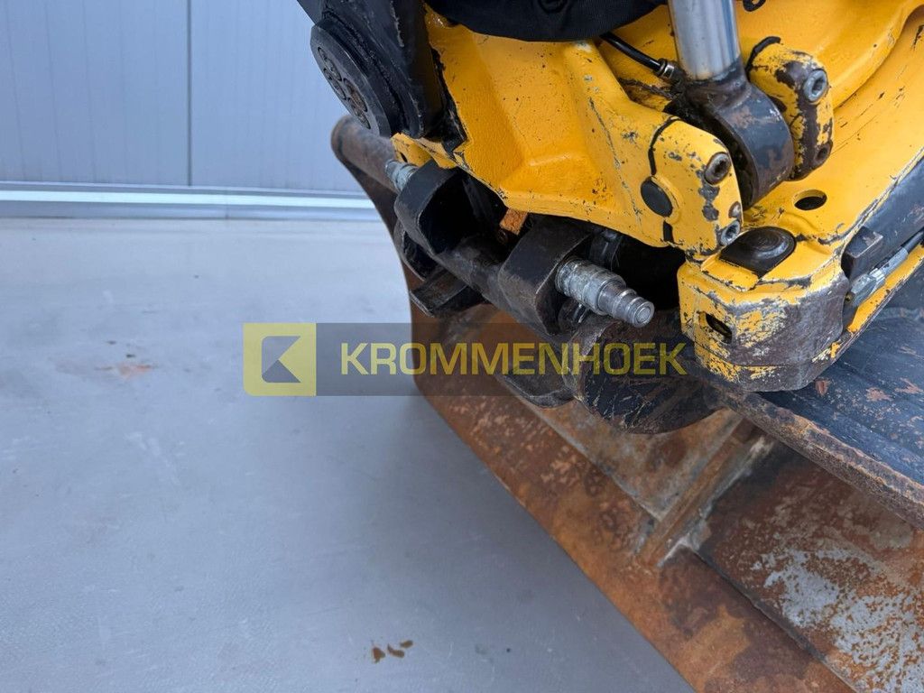 Takeuchi TB 290 Engcon Tilt Rotator KH9700