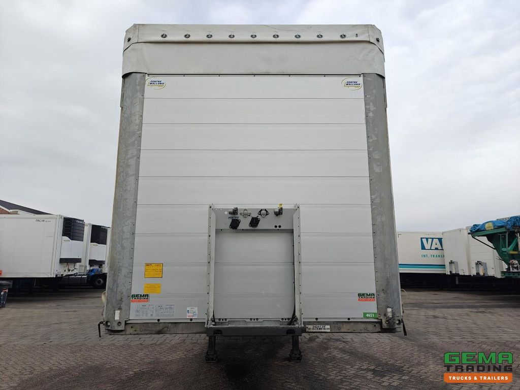 Schmitz Cargobull SCB S3 3-axle Schmitz - Sliding tarpaulin/roof - Disc brakes - Toolbox - 06/2026 MOT