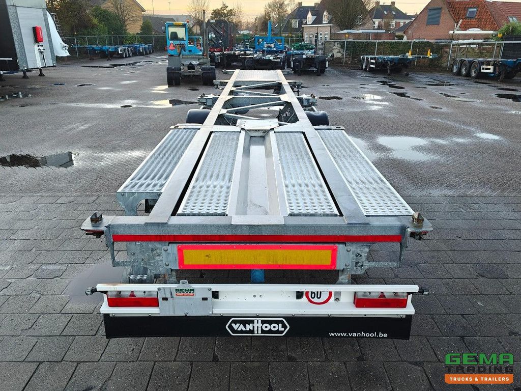 Van Hool A3C002 3-axle JOST - Lift axle - Galvanized - ADR - Stainless steel drip tray - Alcoa - 20/30/40 ft - 4460 kg