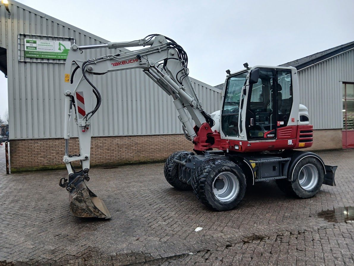 Takeuchi TB295W 2022 2120 uur