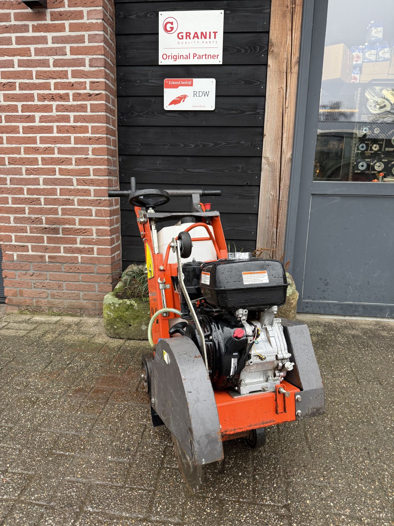 Husqvarna FS400LS vloerenzaag