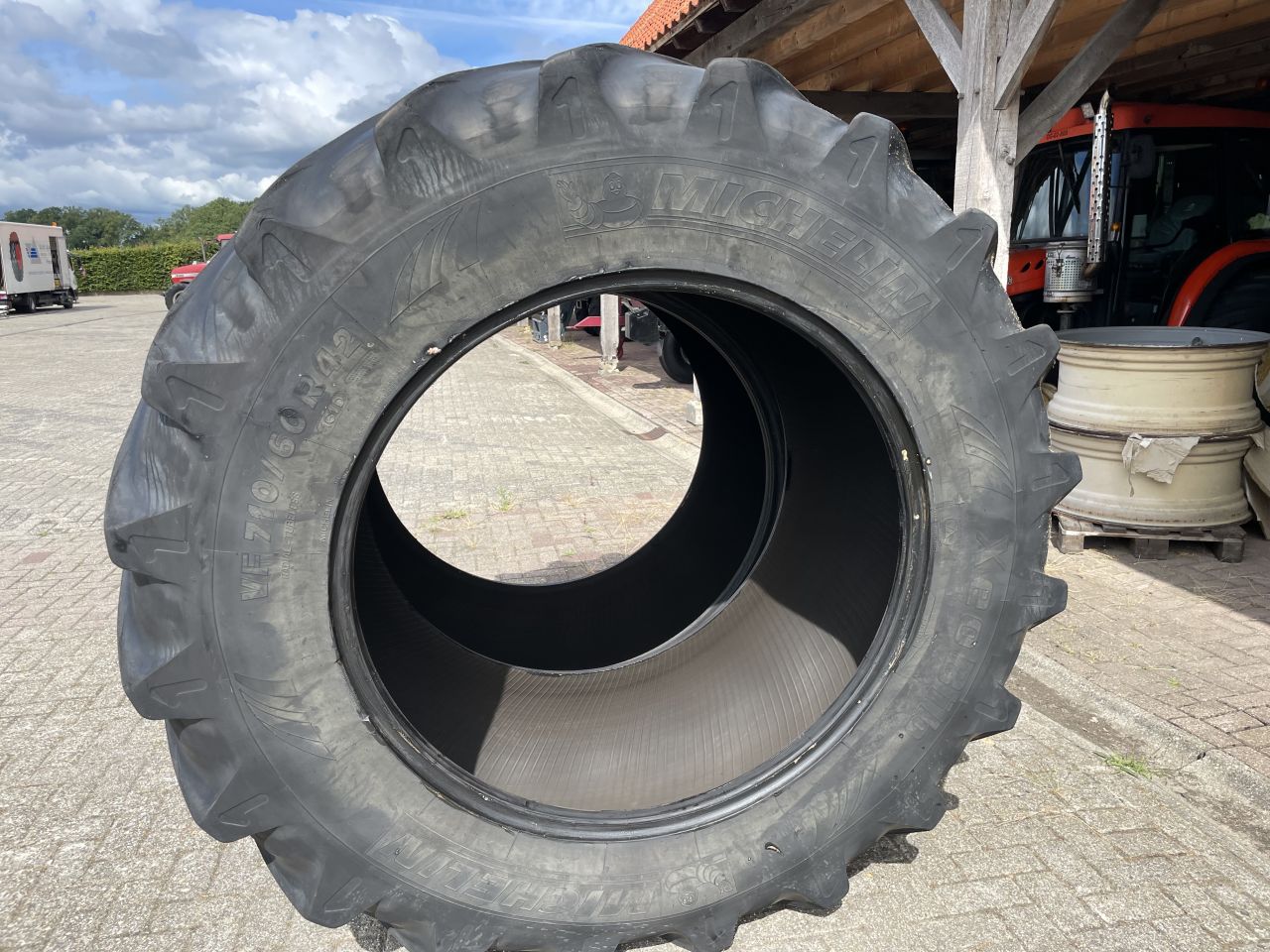 Michelin VF banden 710/60R42 en 600/60R30