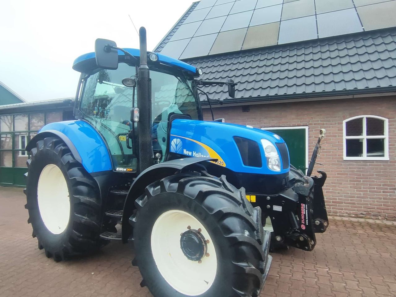 Mooie New Holland T 6020 Elite