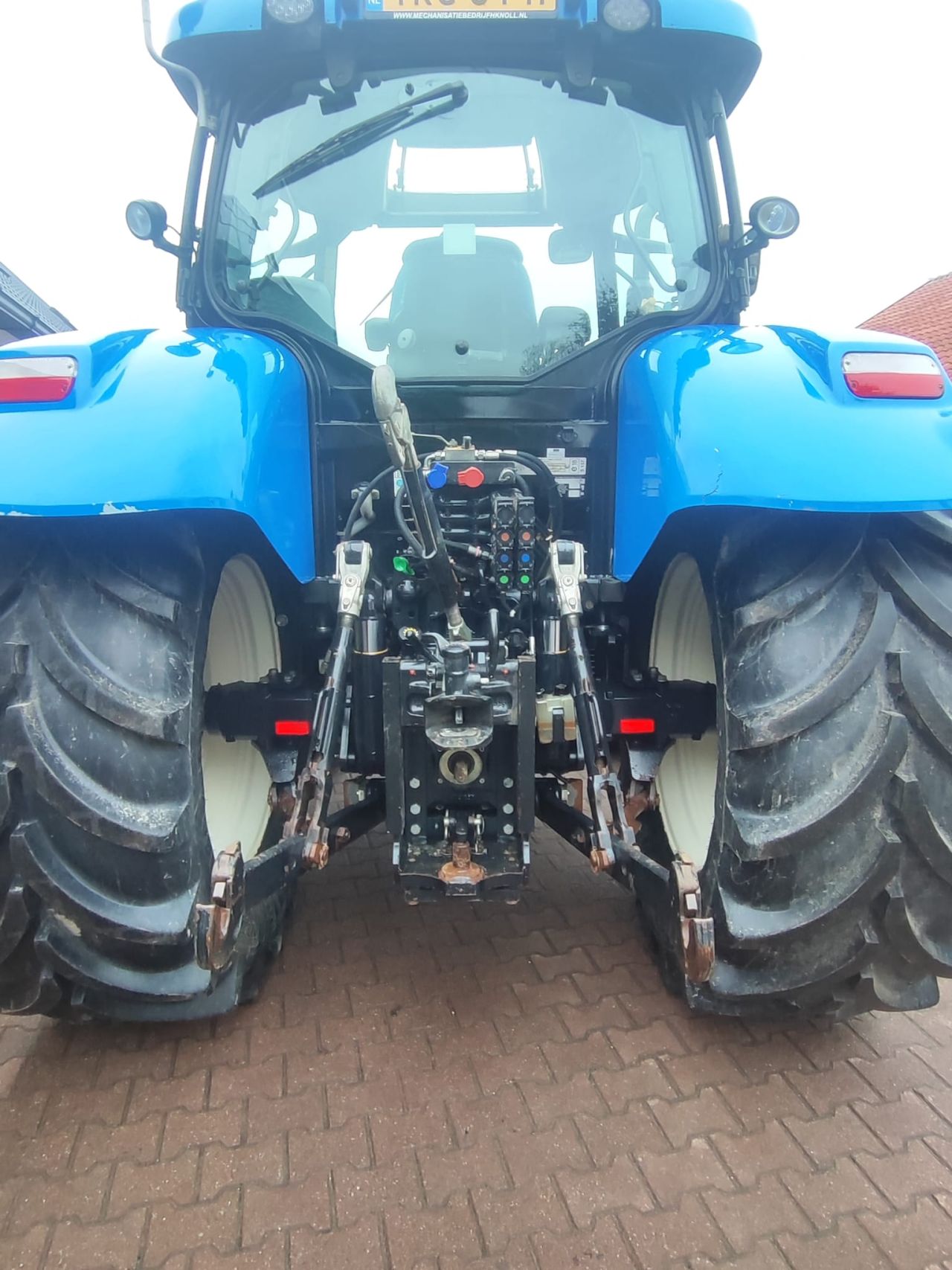 Mooie New Holland T 6020 Elite