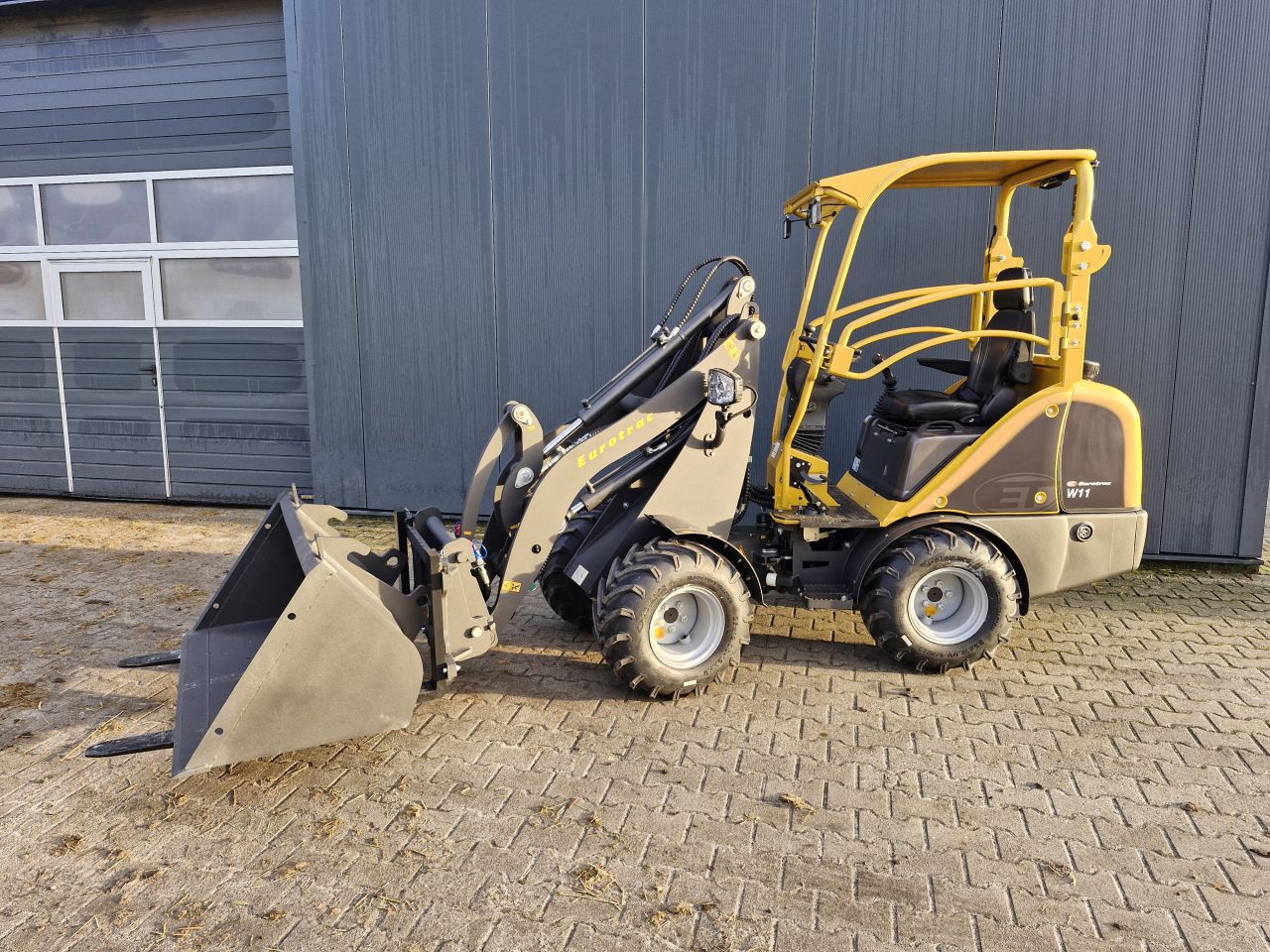 Eurotrac w11