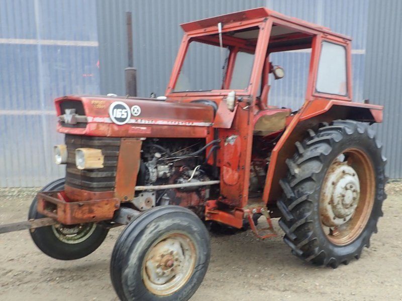 Massey Ferguson 165