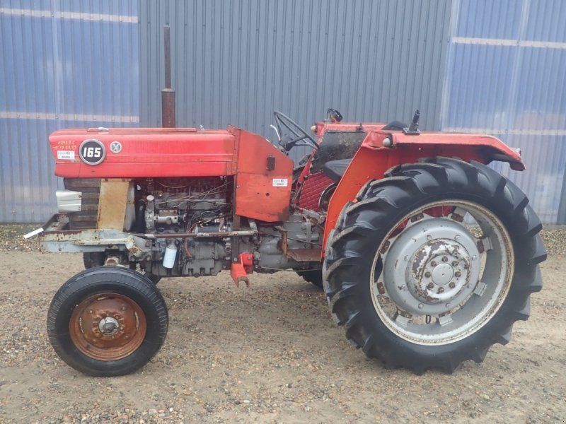 Massey Ferguson 165