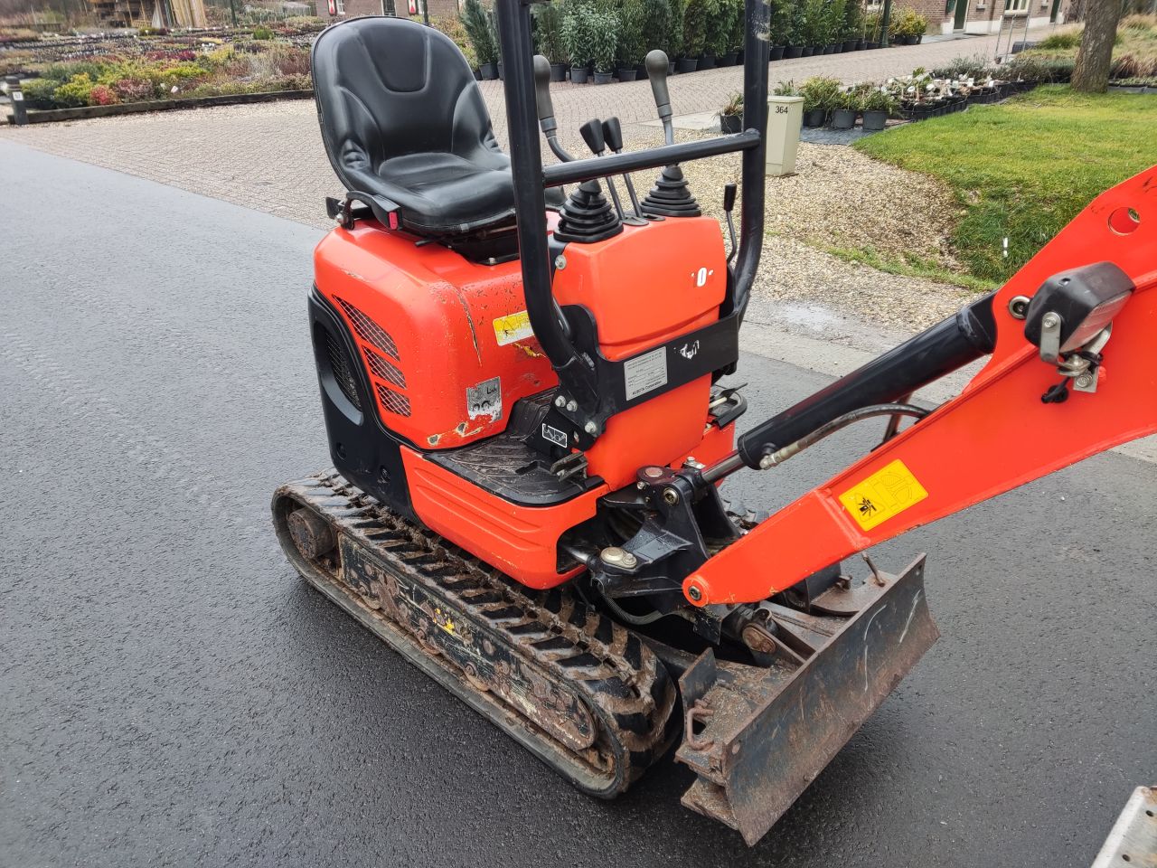 KUBOTA minigraver (type U10-3, 2014, 997 uur, 3 bakken)