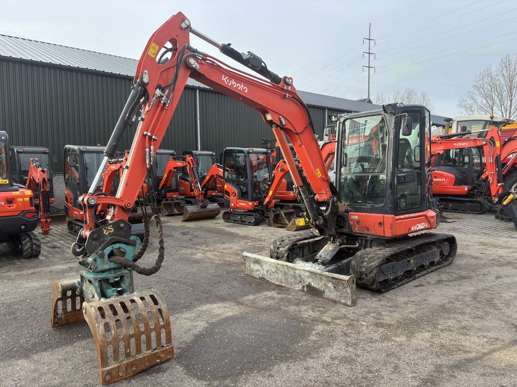 KUBOTA KX060-5