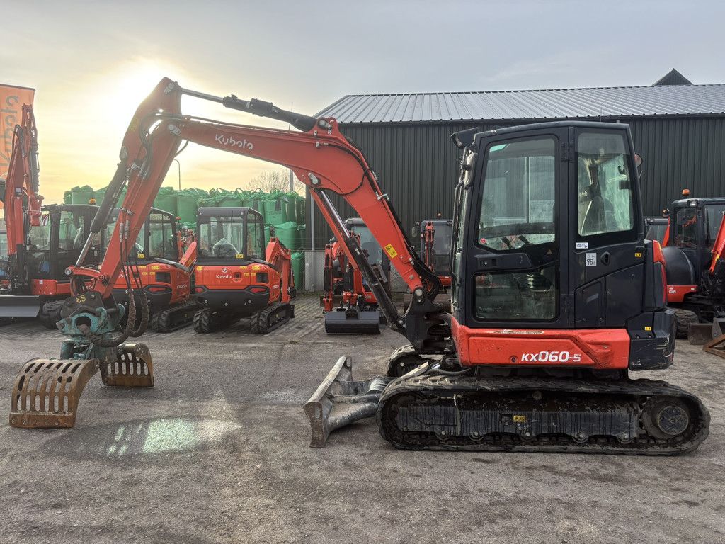 KUBOTA KX060-5