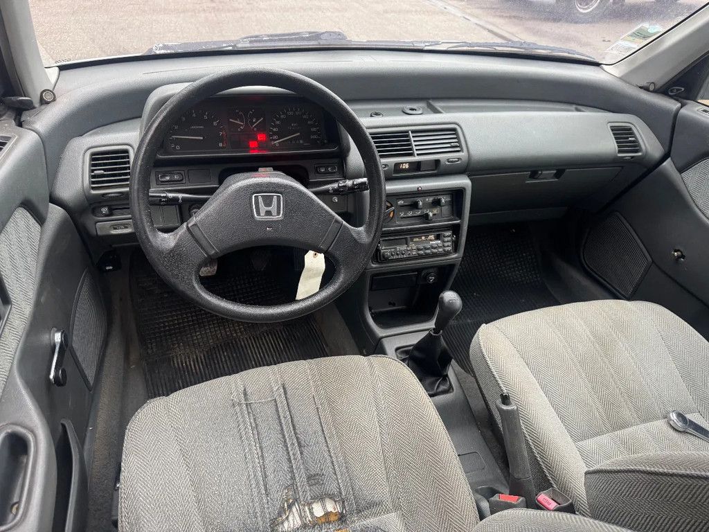 Honda Civic **PETROL-BENZINE**