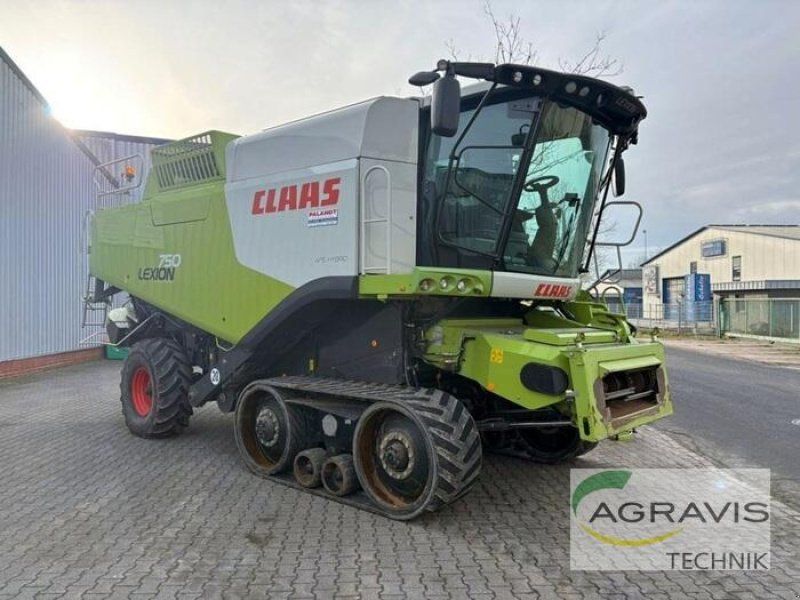 Claas LEXION 750 + SW V900 + TW