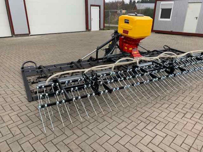 Voratek Wiesenschleppe 6m mit Striegel und Nachsaatgerät