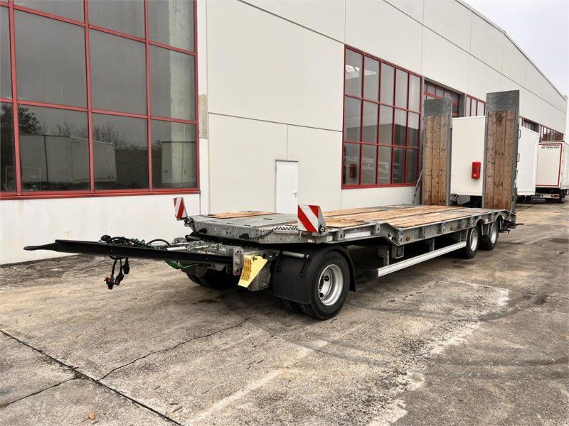 T3 3 Achs Tieflader, wenig Benutzt