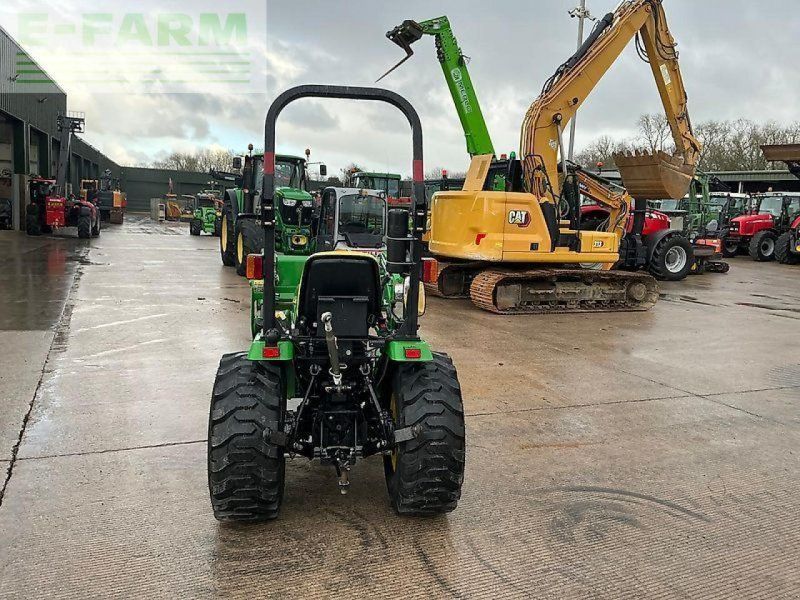 John Deere 2520 compact  (st25690)