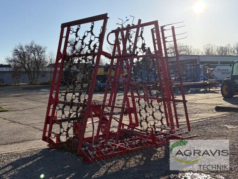 Düvelsdorf WIESENEGGE 8 M HYDR. KLAPPBAR