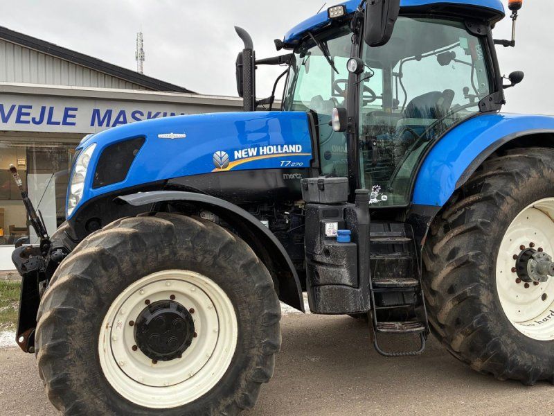 New Holland T7.270 AC Supersteer
