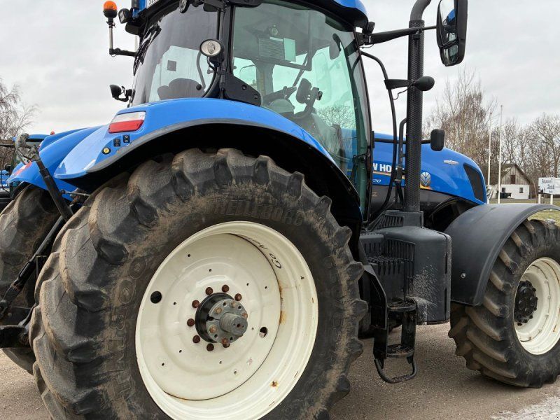 New Holland T7.270 AC Supersteer
