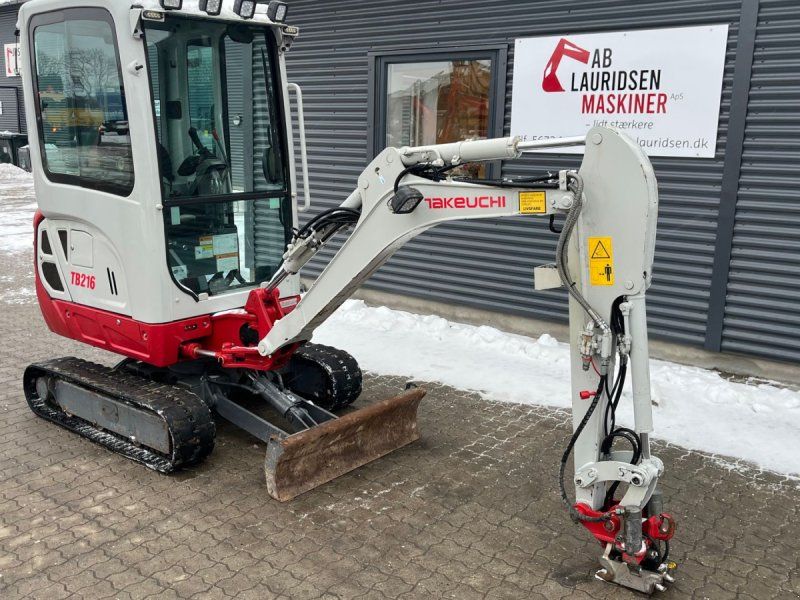 Takeuchi TB216 Tiltfæste med hydraulisk