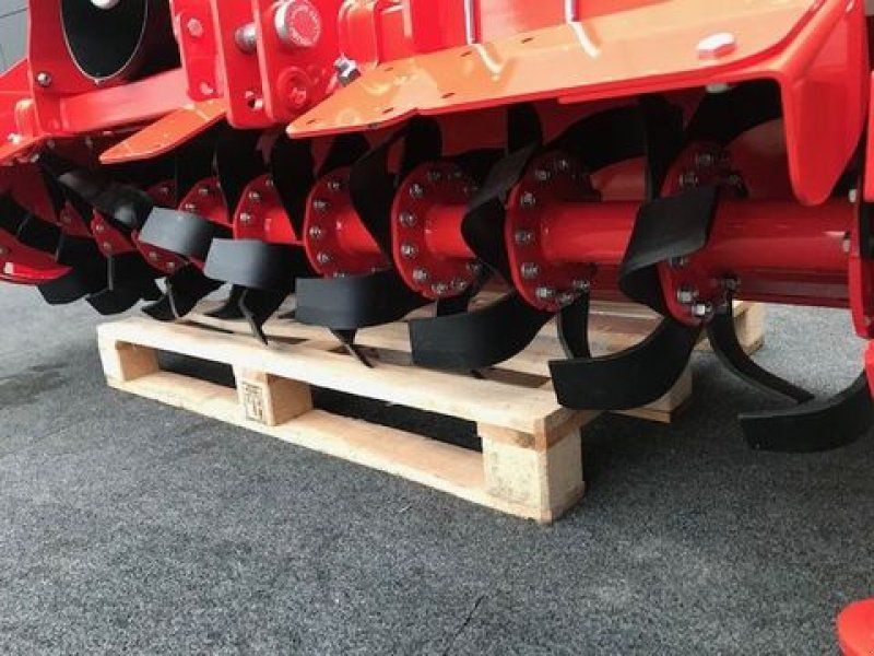 Maschio H205, Arbeitstiefe 22cm