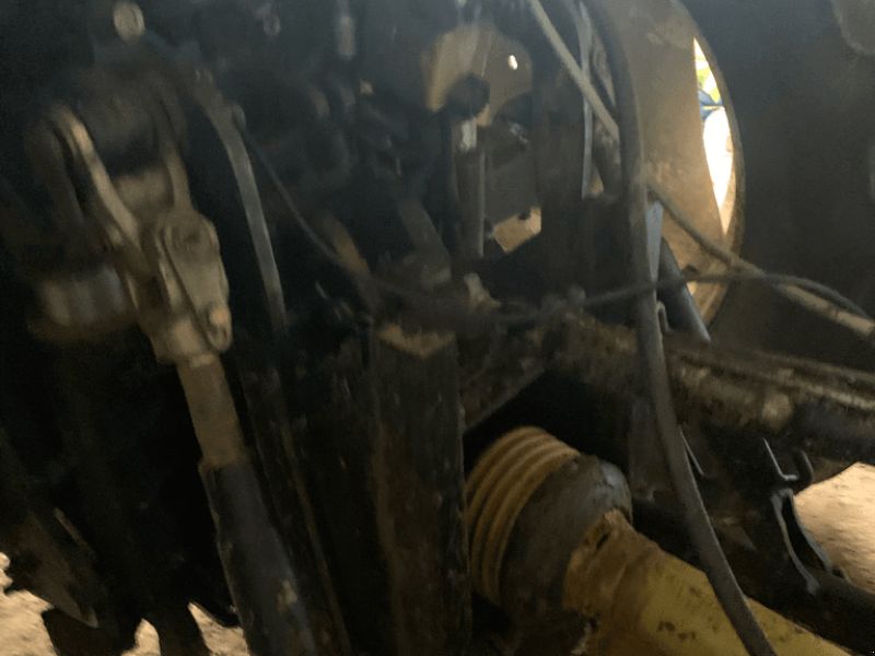 New Holland T6030 PLUS