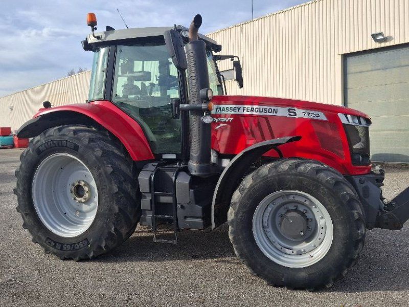 Massey Ferguson 7720S