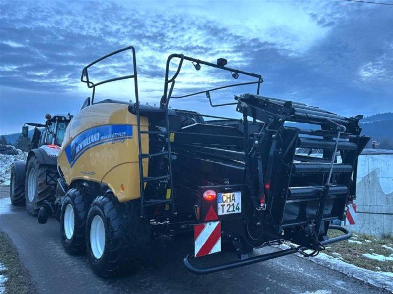 New Holland 1270 Plus