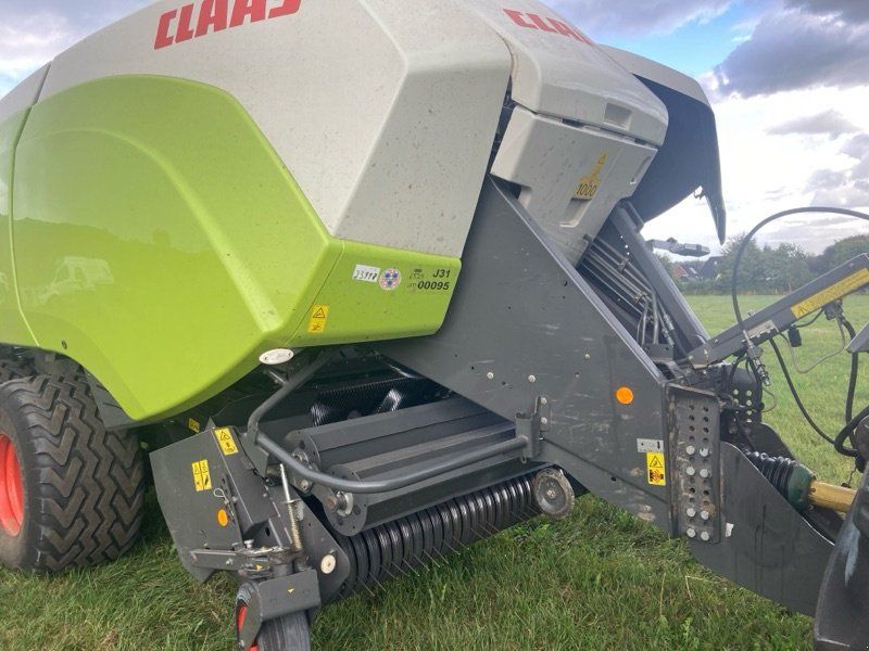 Claas Quadrant 5200 FC Tandem