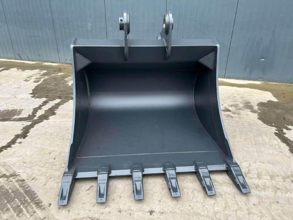 Hitachi ZX225 - 1.40m