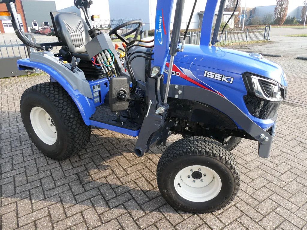 Iseki TM4230 4wd HST / 0001 Draaiuren / Voorlader