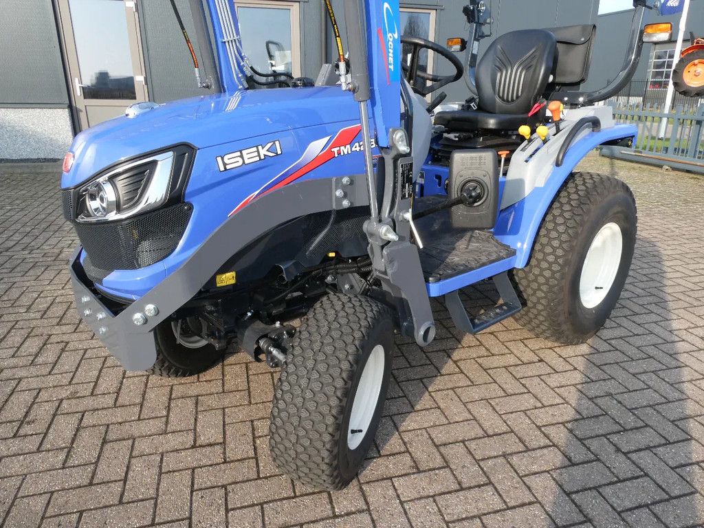 Iseki TM4230 4wd HST / 0001 Draaiuren / Voorlader
