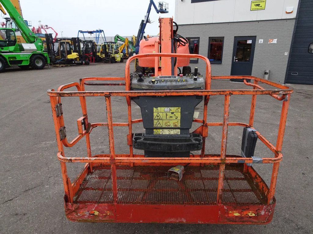 JLG 460SJ