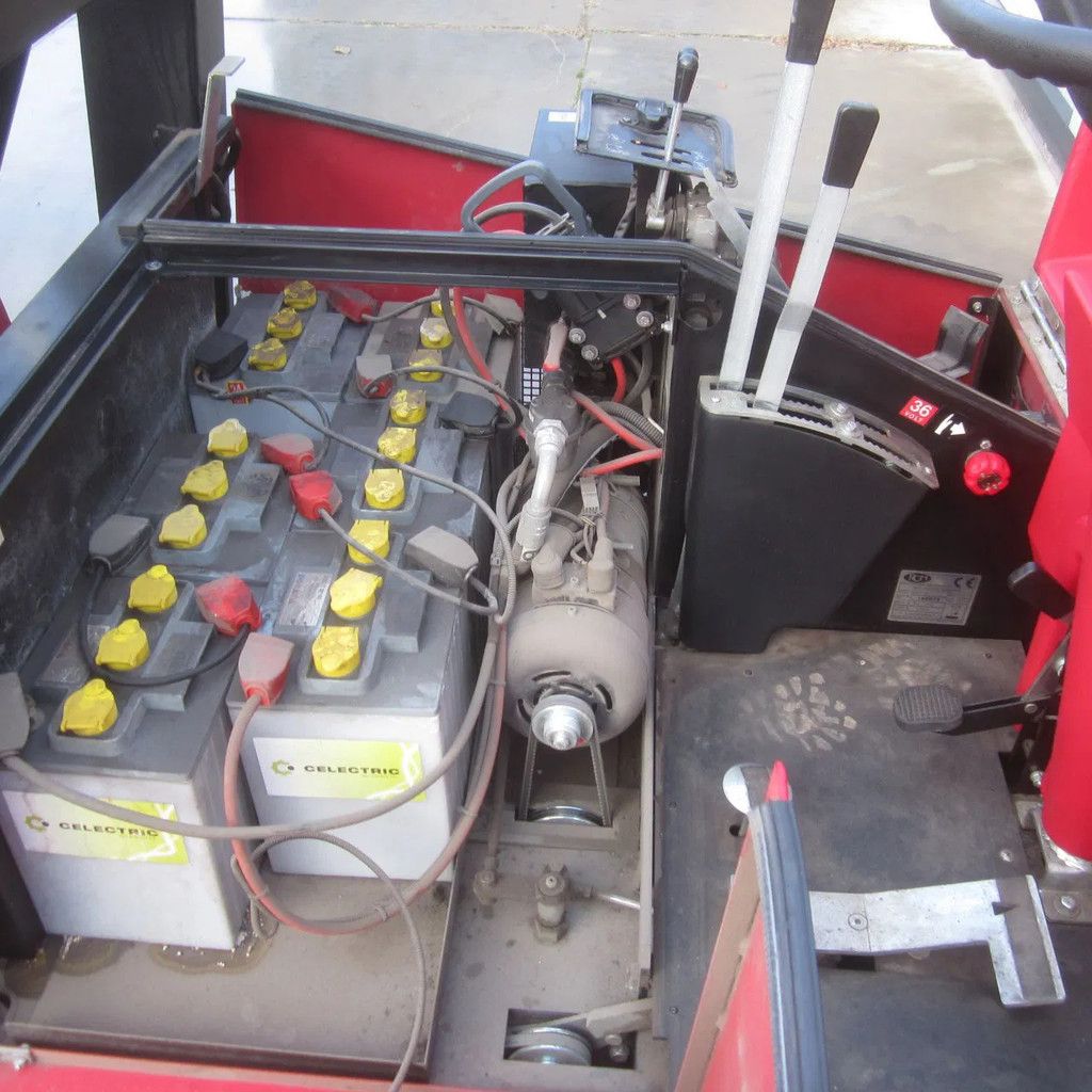 RCM Veegmachine zit-veeg Otto .