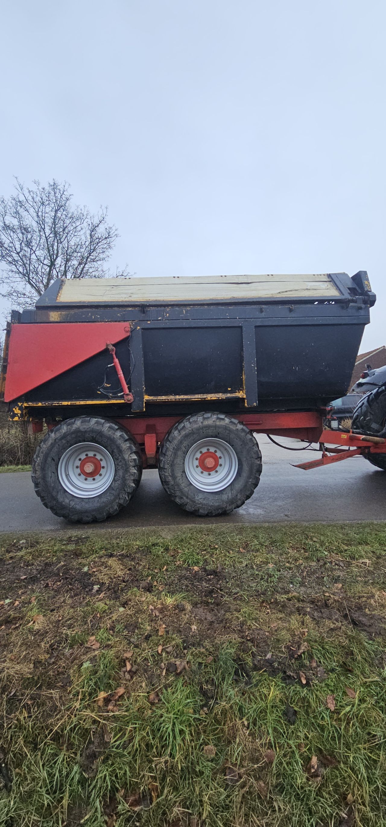 Mullié Gronddumper / Kieper – Verzwaard Onderstel – Stuuras – To