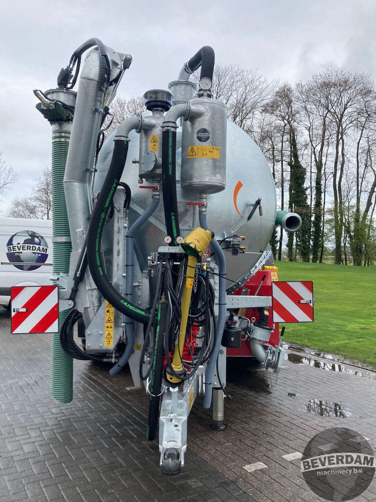 Veennhuis Profiline 12500 - TE HUUR