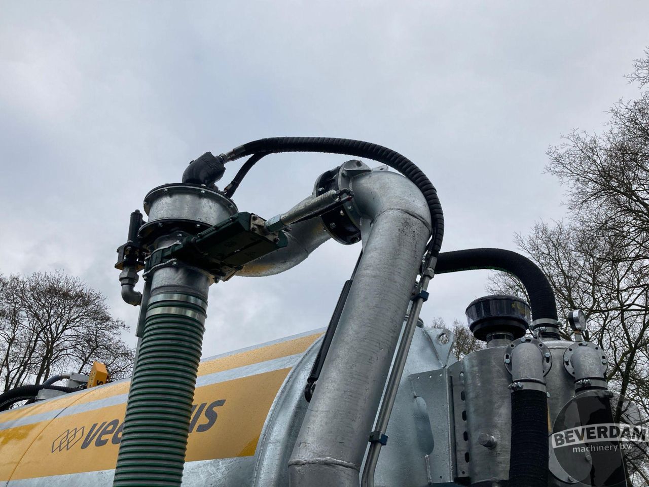 Veennhuis Profiline 12500 - TE HUUR