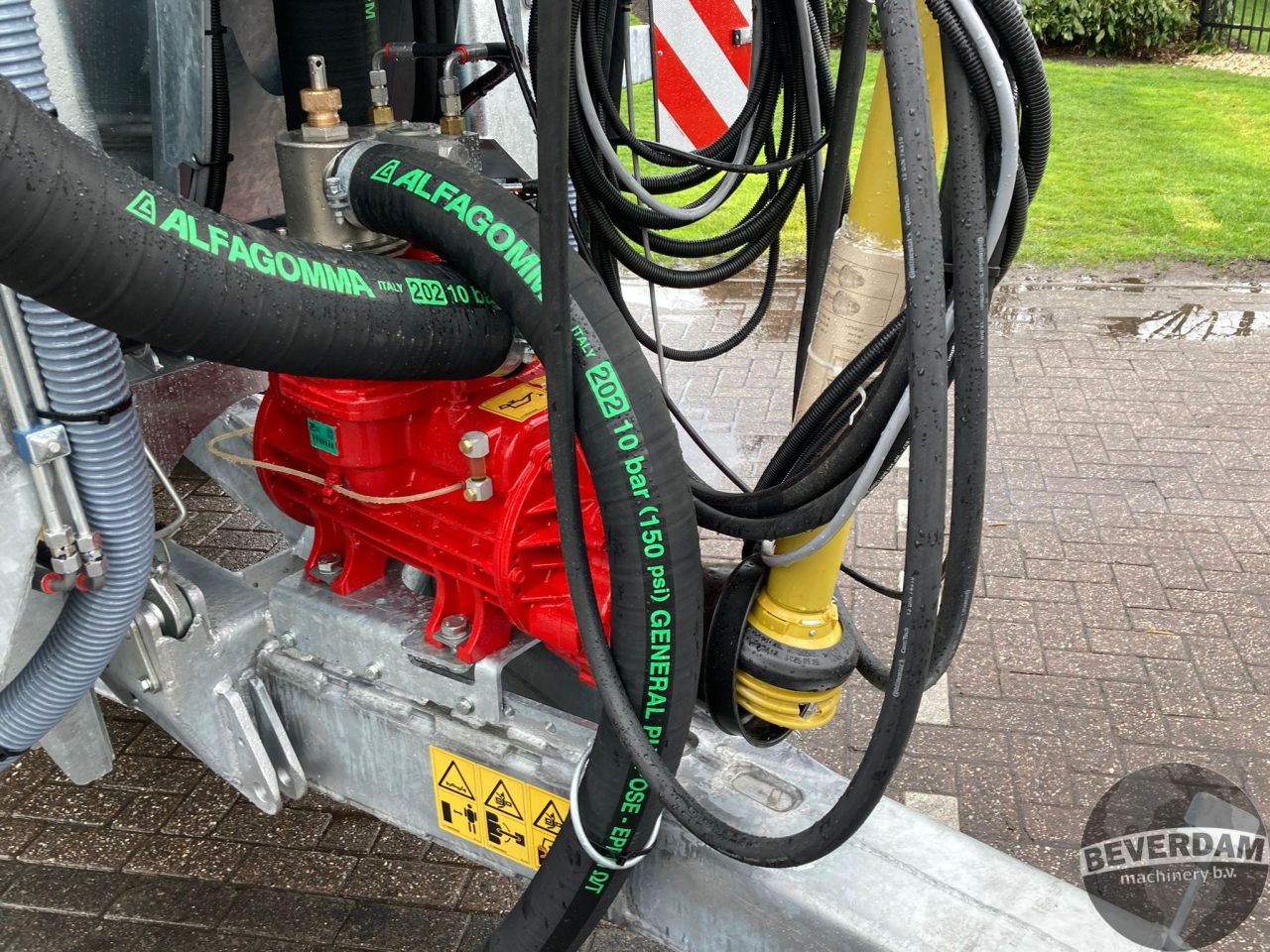 Veennhuis Profiline 12500 - TE HUUR