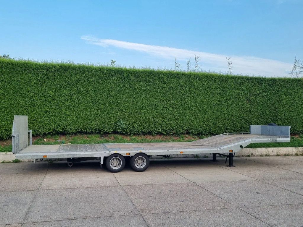 Veldhuizen 8,0-tons Semi-dieplader oplegger 9,5 m.