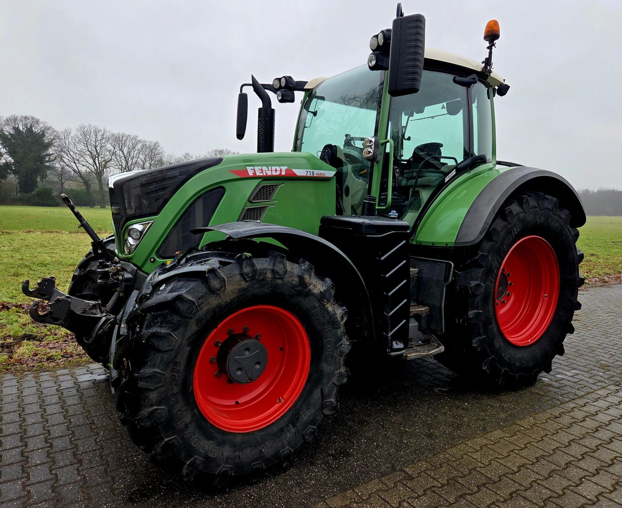 Fendt 718 vario profi