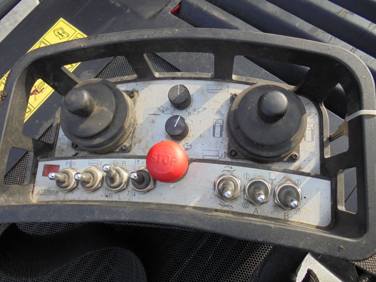 Timan RC-1000 radiogr,rupsmaaier/taludmaaier