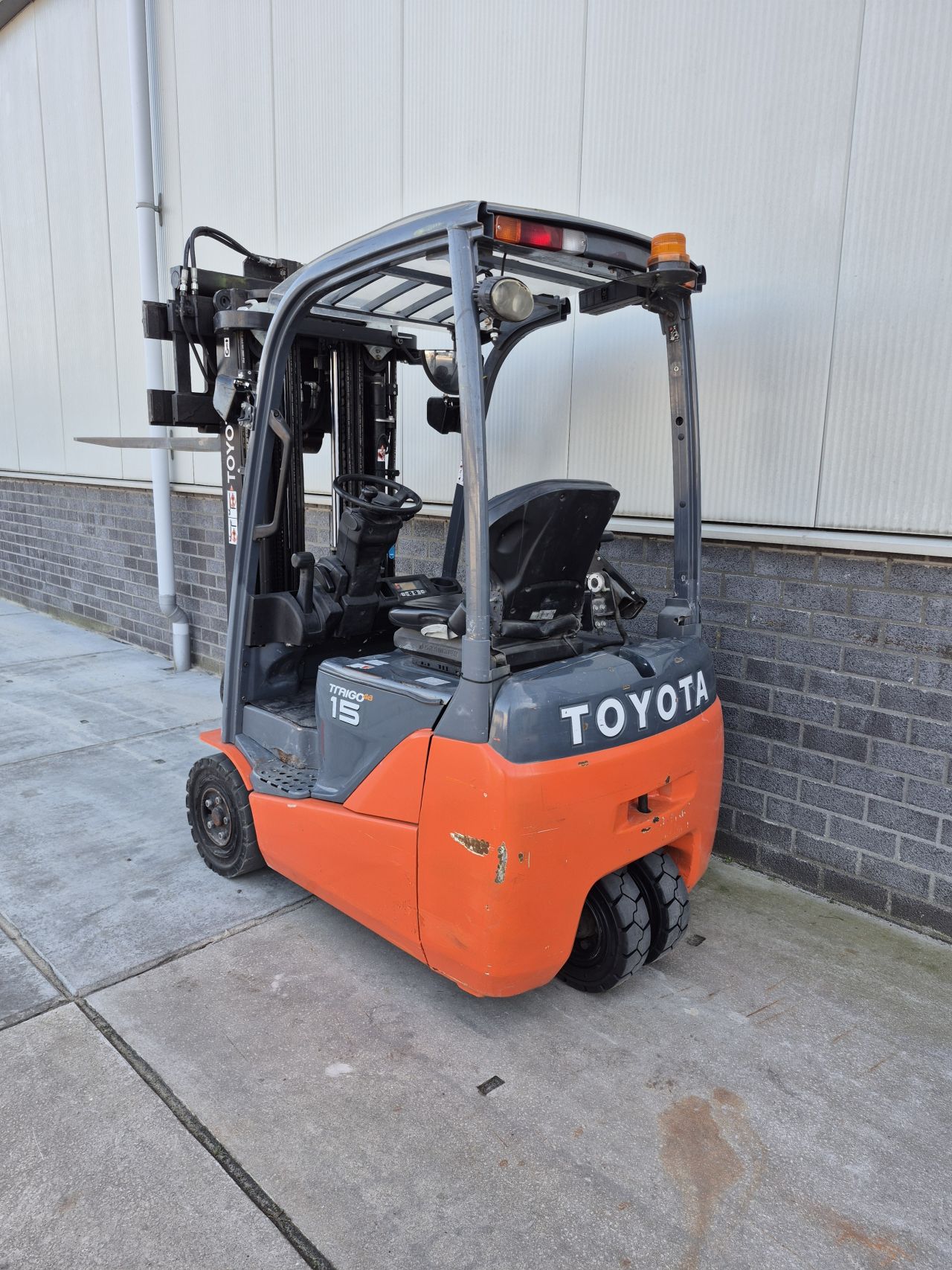 Toyota 8FBET15 triplex sideshift 6381 uur bj 2013